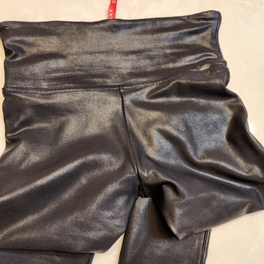 Spanx Faux Leather Leggings Size Small - Picture 5 of 16